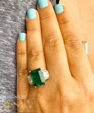 Load image into Gallery viewer, Large 14k solid white gold green emerald and round cushion cut simulated diamond engagement ring bridal, wedding, promise 6.50ctw
