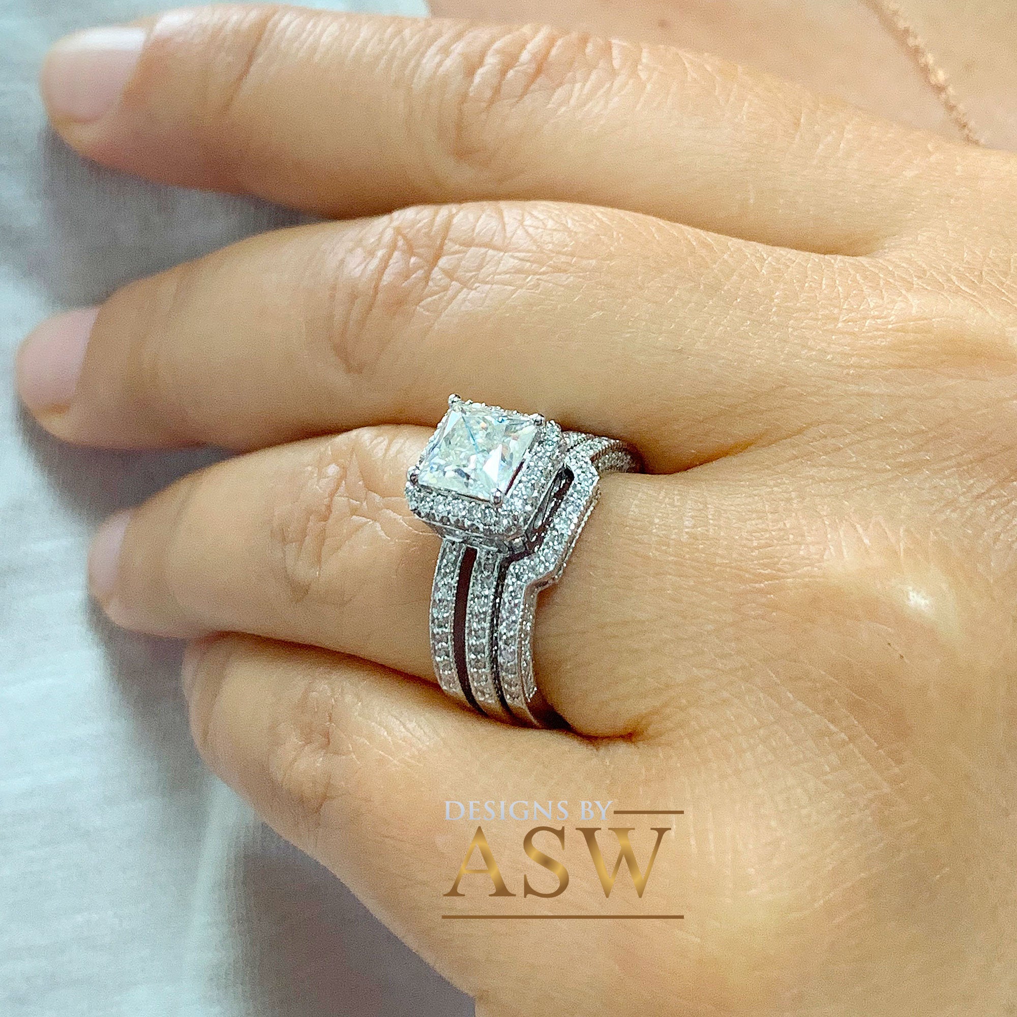 Halo Style Marquise Lab Diamond Ring Set Gold Big Diamond Curved Band | La  More Design